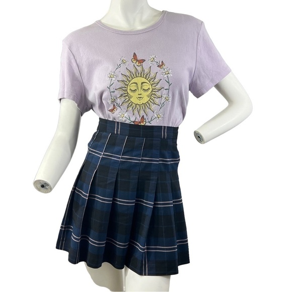 Vibe N' Sun Butterfly Floral Attract Energy Cropped short sleeved Shirt Size XL - Picture 3 of 11